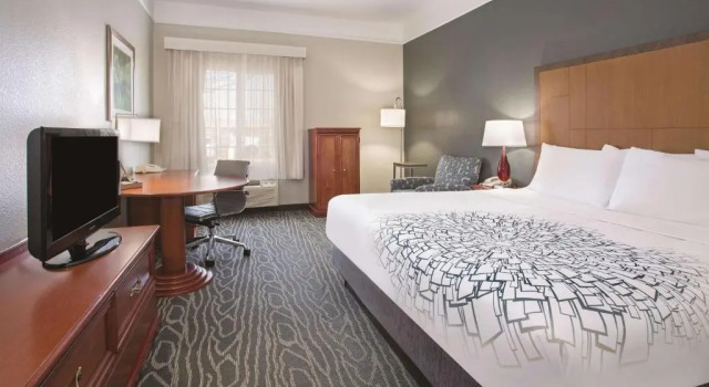 Номер Standard La Quinta by Wyndham Gallup