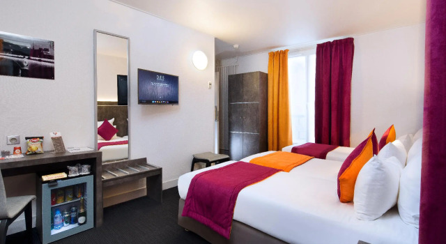 Трёхместный номер Standard Hôtel du Plat dEtain