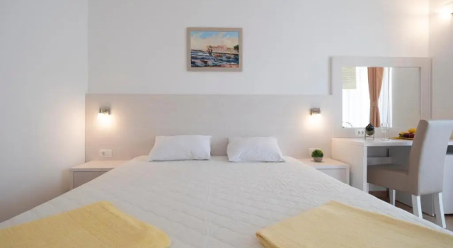 Двухместный номер Standard с балконом Hotel Skyprime