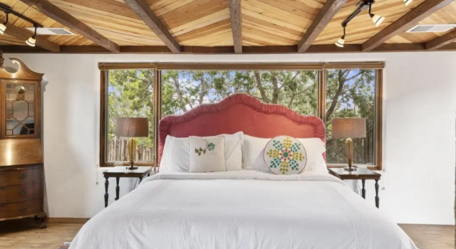Cielo Lindo - Secluded Southwestern Retreat Within Minutes of Downtown