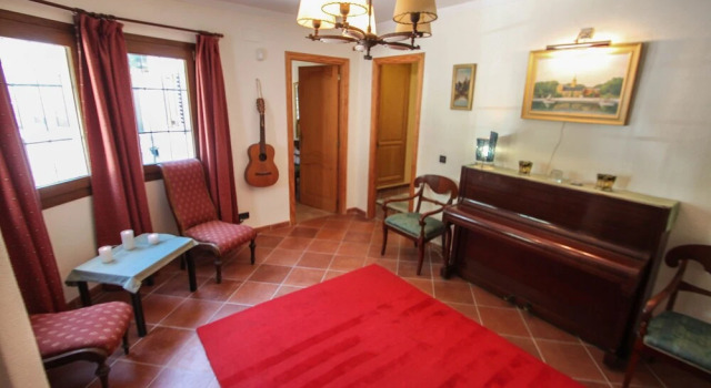 Finca Raiz - modern, well-equipped villa with private pool in Moraira