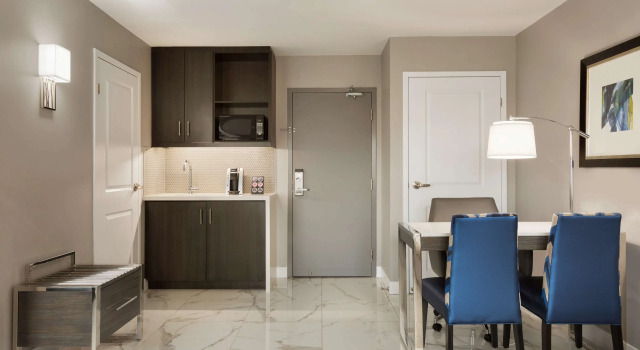Embassy Suites by Hilton Toronto Airport