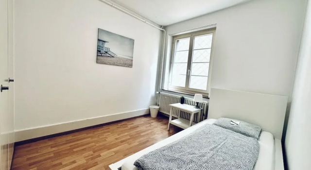 ZIMMERzuVERMIETEN.ch Balsthal, Prenota Residence Balsthal 
