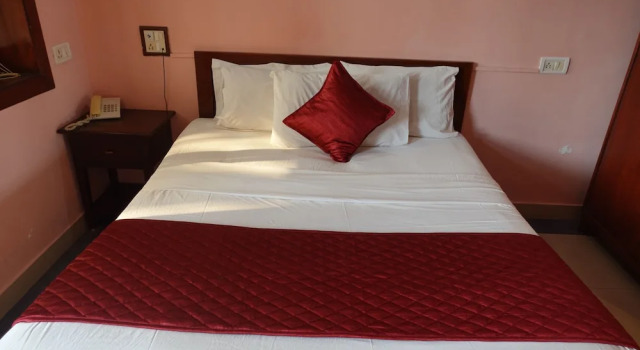 Westwood Residence Goa - The Boutique Hote, Забронировать Бутик-отель Отели Альто-де-Порворим с бассейном, рядом с Торговый центр Mall De Goa, Бассейн