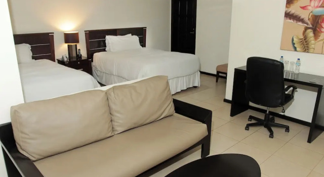 Двухместный номер Deluxe Hotel Contempo