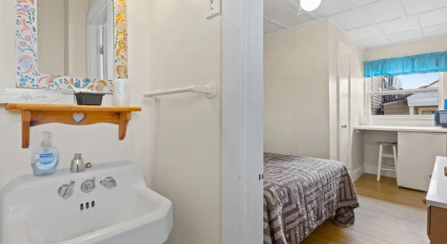 Двухместный номер Standard Beach Motel and Suites