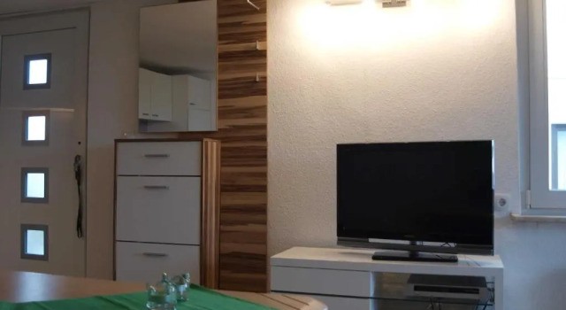 Ferienbungalow Seelöwe Ribnitz-Damgarten, Забронировать Отель Рибниц-Дамгартен Saaler Bodden, рядом с Darsser