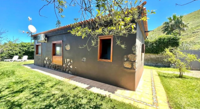 Rural house with Wifi, private pool, view of the Atlantic and Mount Teide, Prenota Hotel Hotel a Tenerife con piscina, Piscina