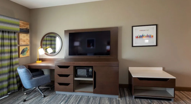 Двухместный номер Standard с видом на воду Hampton Inn Eden Prairie Minneapolis