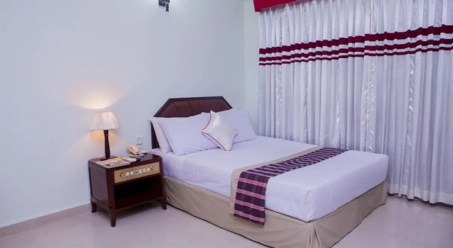 Одноместный номер Standard Meridian Hotel & Restaurant