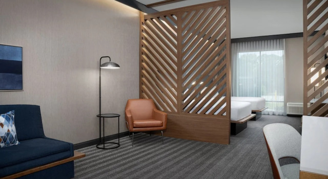 Люкс Courtyard by Marriott Northport University of Alabama