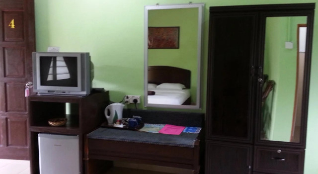 I and R Tasik Anak Motel, Rezerwuj Motel Pantai Cenang 