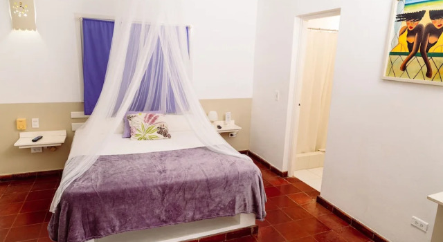 Двухместный номер Classic с балконом и с красивым видом из окна Beach Hotel Casa Nina