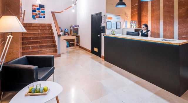 Трёхместный номер Standard Hotel Catalunya Express