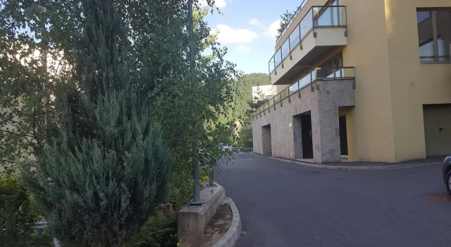 Bellevue Apartment Brasov, Забронировать Апартаменты/квартира Отели Брашова с парковкой, рядом с Площадь городского совета, Парковка