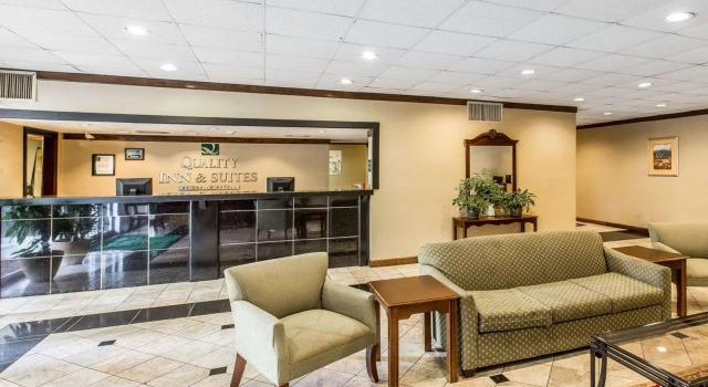 Quality Inn & Suites Statesboro, Boek Hotel Statesboro Georgia