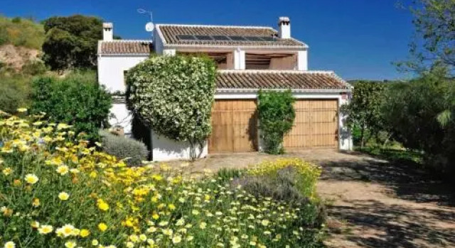 El Cerro del Almendral, Reservar Apartamento Loja 