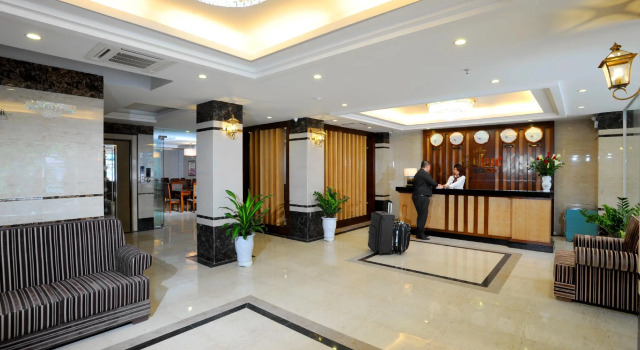 Gallant Hotel