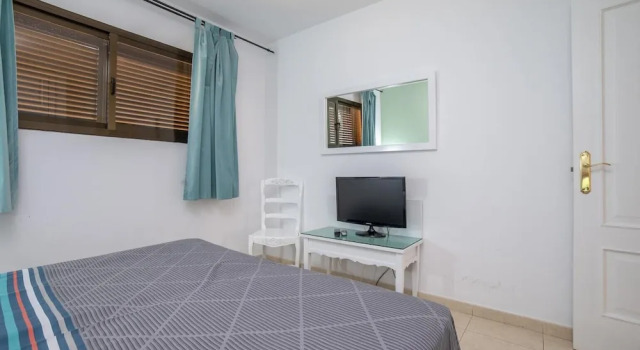 Oasis Royal  14  pool view apartment, Забронировать Апартаменты/квартира Отели Канарских островов с бассейном, Бассейн
