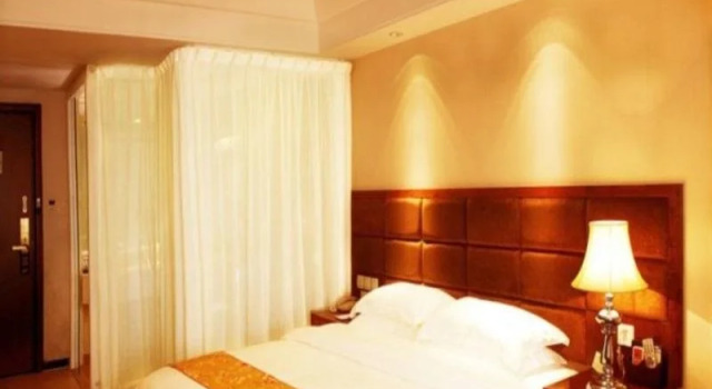 Gingce Times Hotel, Boek Hotel Hotels in Chengdu met parkeren, Parkeren