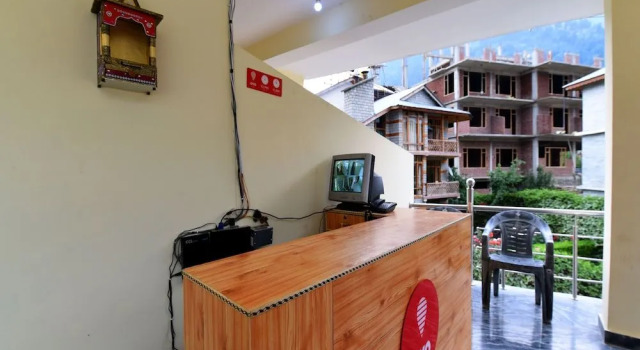 OYO 15028 Kalpana Homestay, Забронировать Отель Отели Манали с завтраком, Завтраки