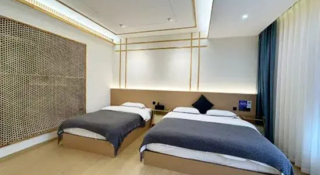 Люкс Light Fish Wisdom Hotel