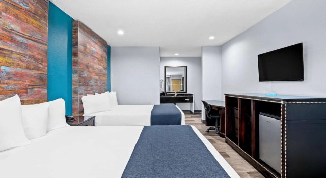 Четырёхместный номер Standard SureStay Hotel by Best Western Buena Park Anaheim