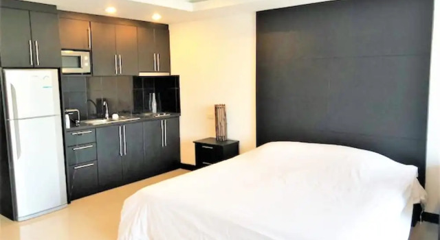 Номер Standard Large Studio with Balcony - TW Platinum Suites, Jomtien