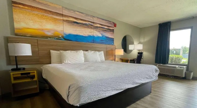 Трёхместный номер Standard Days Inn by Wyndham Lake Park/Valdosta