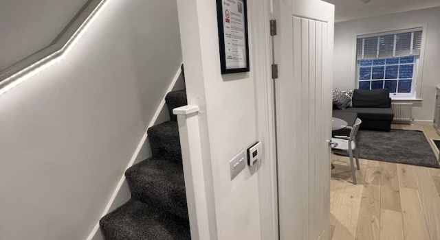Коттедж Boutique-Style Apartment in Heart of Brighton Lanes