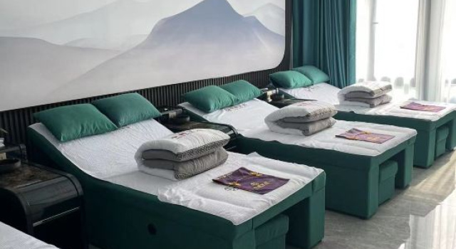 Vienna Hotel (Six Anyuan District Shop), Prenota Hotel Hotel a Anhui con parcheggio, Parcheggio
