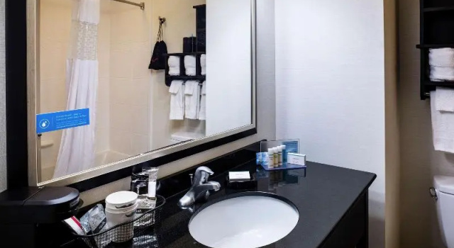 Шестиместный номер Standard Hampton Inn Limerick