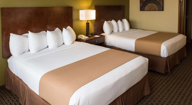 Четырёхместный номер Standard Best Western Executive Inn Kenosha - Pleasant Prairie