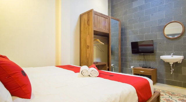 Standard Twin room RedDoorz @ Letjend S.Parman Pacitan