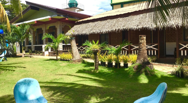 Бунгало Bohol Sea Breeze Cottages and Resort