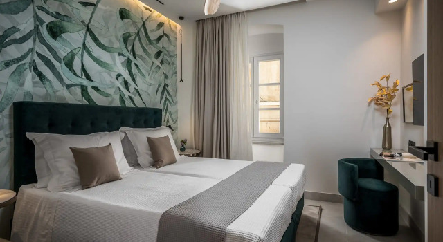 Люкс Deluxe с частичным видом на море New York Luxury Suites