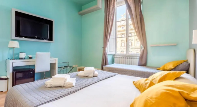 Трёхместный номер Standard AmoRoma Suite