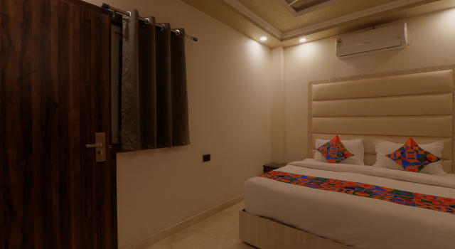 Люкс Shri Tirupati Residency