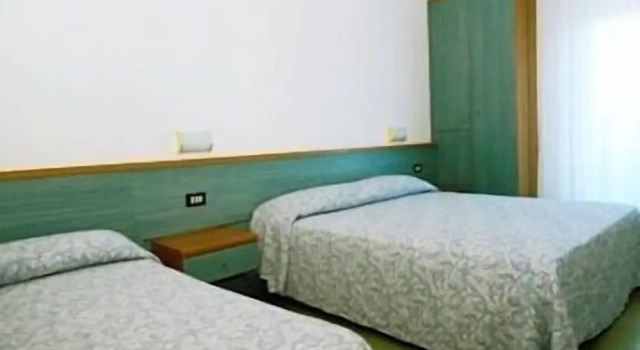 Одноместный номер Standard с балконом Hotel Paris