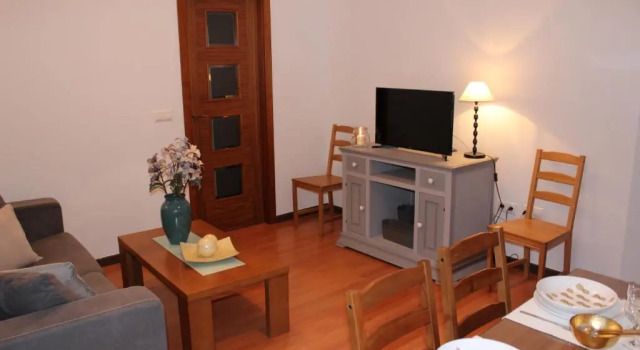 Апартаменты с 2 комнатами с балконом Apartamentos Balcón de la Vega