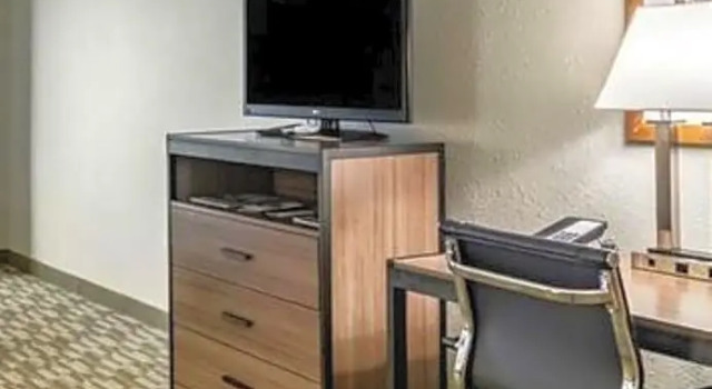 Двухместный номер Standard с видом на реку Riverview Inn & Suites, an Ascend Collection Hotel