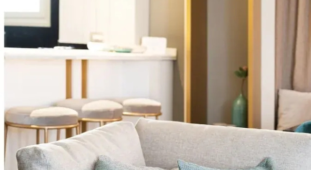 Апартаменты Xuru Stays I The Sleek & Ritzy 2 BDR 15 min From CAI Airpt