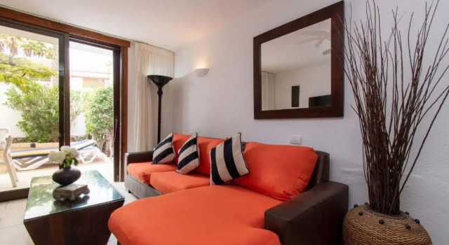 Parque Santiago I 140 - Two Bed on ground floor with wifi internet, Prenota Hotel Hotel a Tenerife con piscina, Piscina