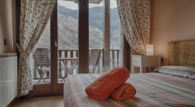 Plaus, Book Hotel Hoteller i Val d'Aran med parkering, Parkering