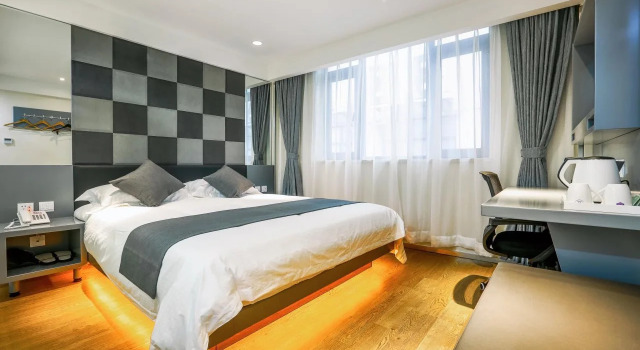 Zhotels Shanghai Meilongzhen Plaza West Nanjing Road Branch, Varaa Hotelli Jing'an 