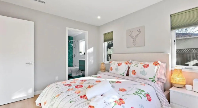 @ Marbella Lane - SJ Designer Home 12-min to Levi's, Забронировать Отель Сан-Хосе Silicon Valley, рядом с Аттракцион Таинственный дом Винчестеров
