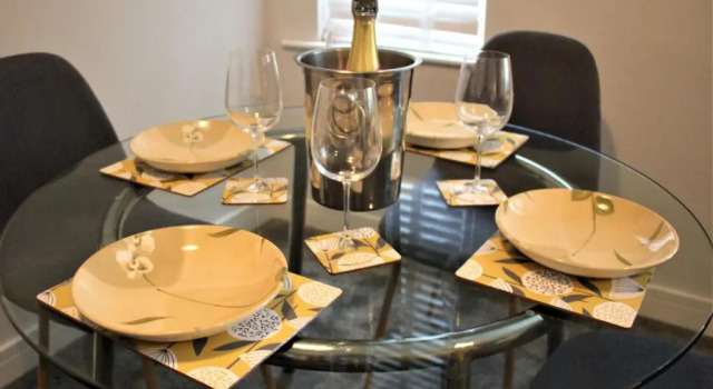 Апартаменты The Alvaros Apartment
