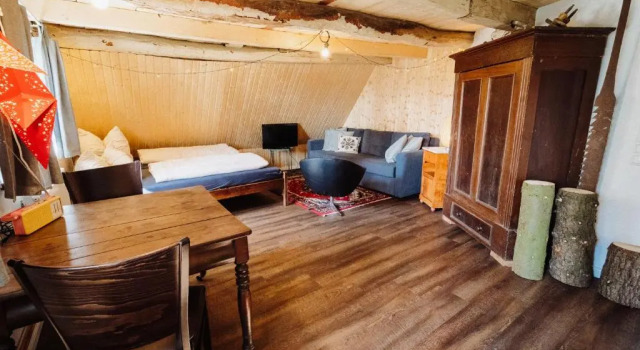 Студия Haus Anna Elbe, Bauernhaus-Ferienwohnungen an der Elbe