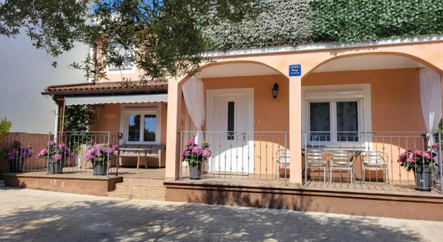 Апартаменты Apartments Santos