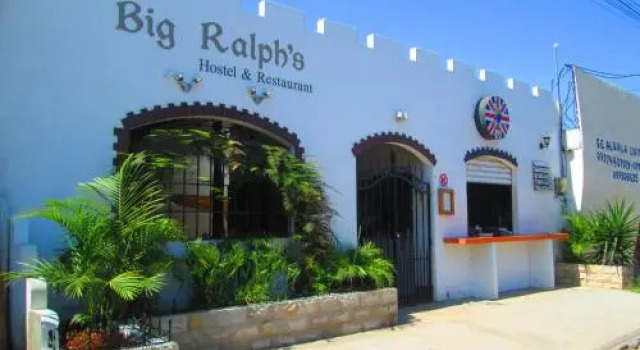 Big Ralph's Hostal & Restaurant, Buchen Sie Hostel Hostels in Salinas, Hostel